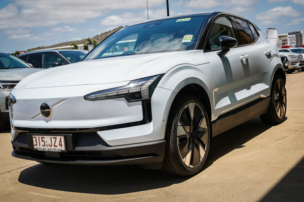 2023 MY24 Volvo EX30  Single Motor Extended Range Ultra SUV Image 2