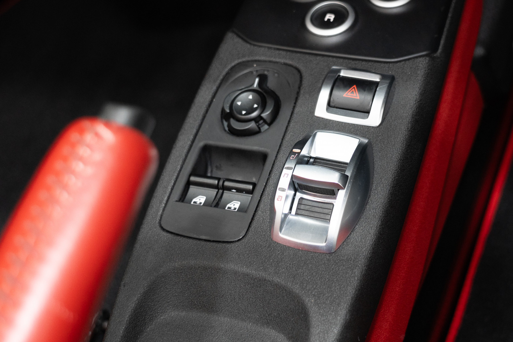 2016 Alfa Romeo 4c Spyder Convertible Image 11