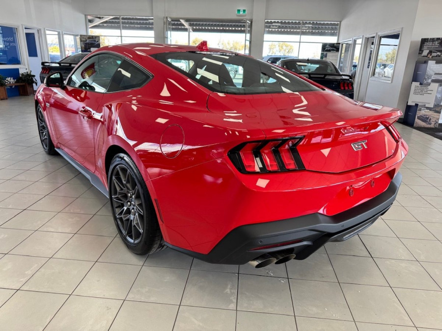2025 Ford Mustang FO GT Hatch Image 7