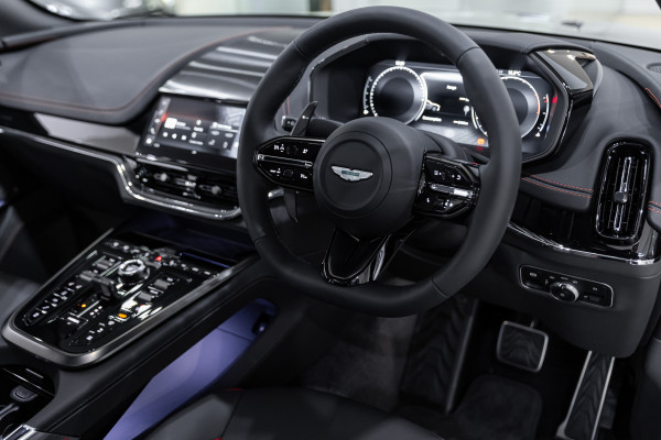 2025 Aston Martin DBX Wagon Image 42