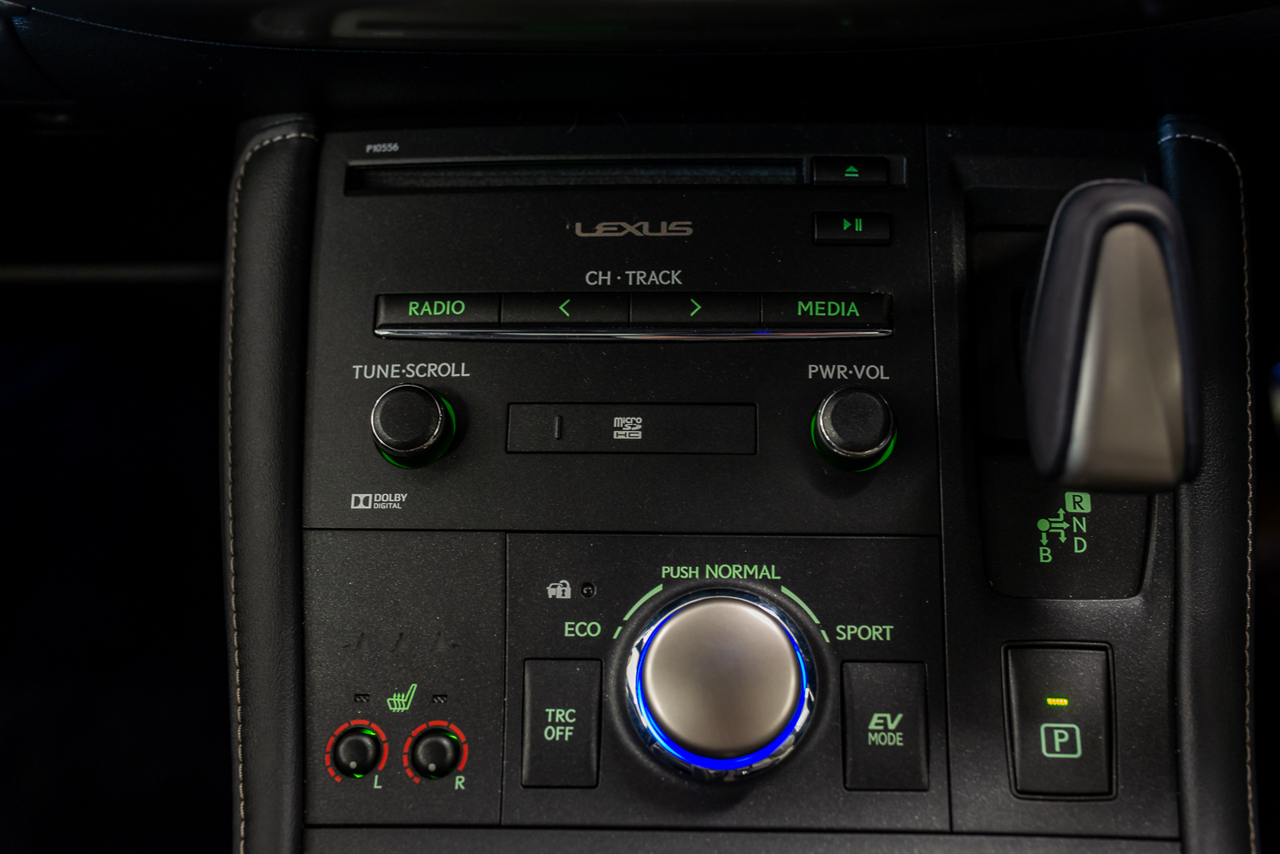 2016 Lexus Ct Hatch Image 24