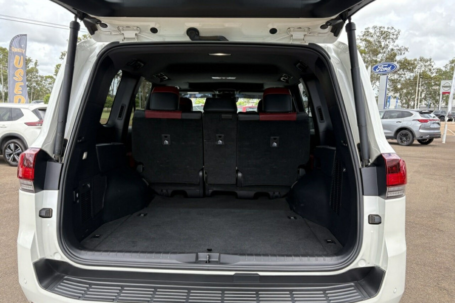 2022 Toyota LandCruiser FJA300R GR Sport Wagon Image 13