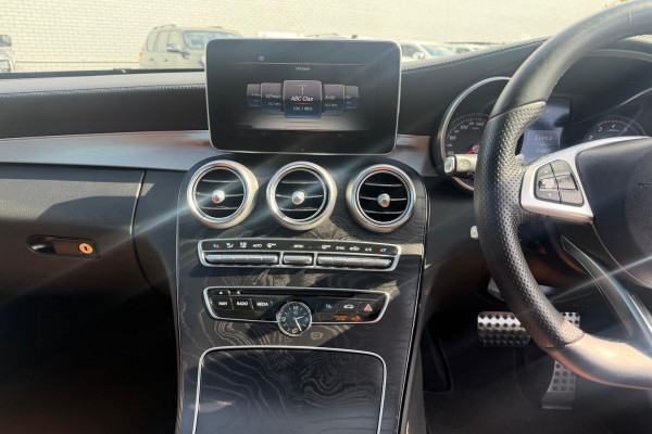2016 Mercedes-Benz C-Class C205 C200 Coupe Image 20