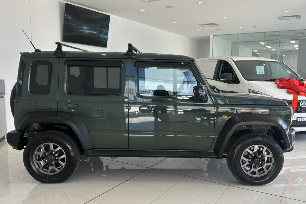 2024 Suzuki Jimny XL SUV Image 4