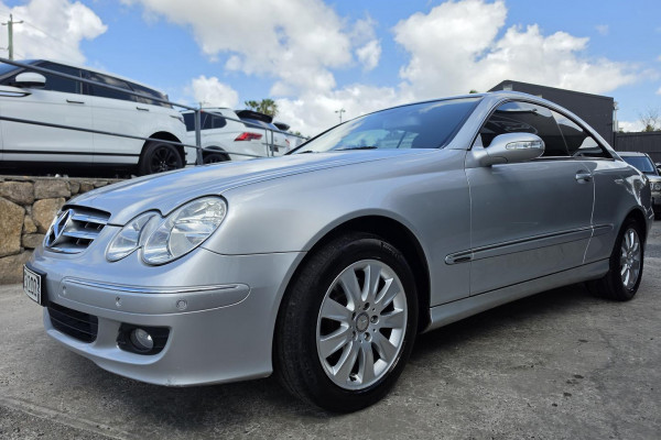 2008 Mercedes-Benz CLK-Class A209 CLK200 Kompressor Elegance Coupe Image 3