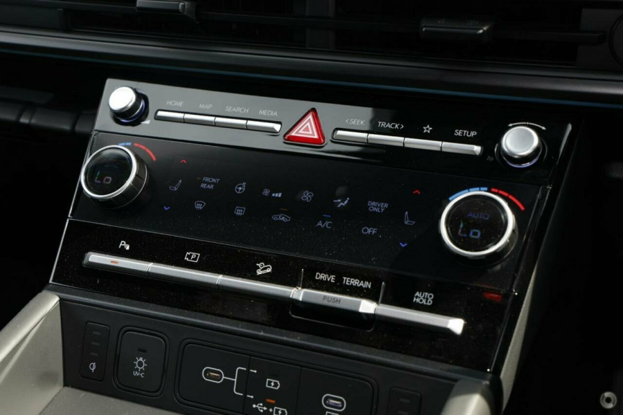2024 MY25 Hyundai Santa Fe MX5.V1 Hybrid Calligraphy SUV Image 12