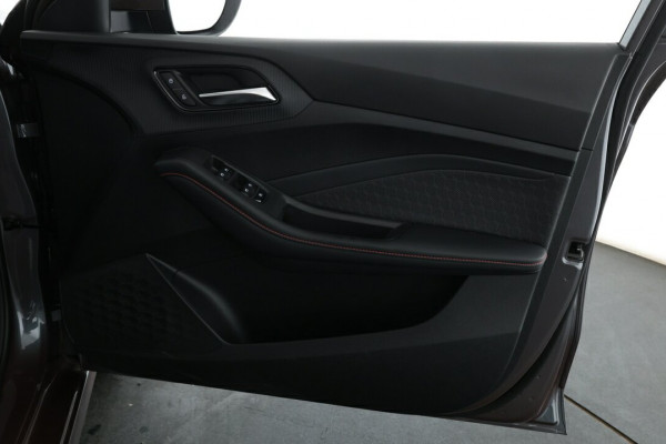2024 MG MG5 AP32 Vibe Sedan Image 4