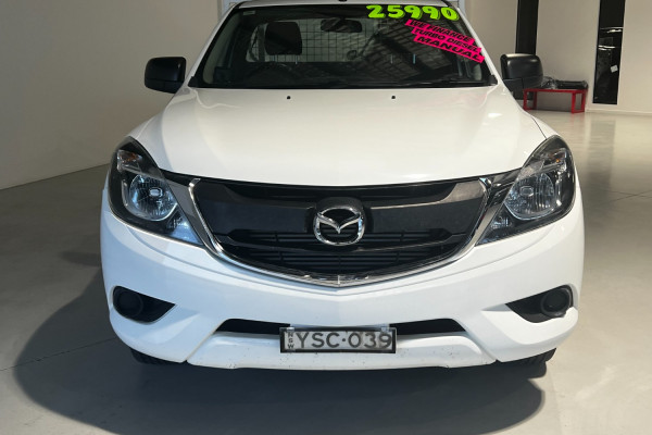 2016 Mazda BT-50 UR 4x2 3.2L Freestyle Cab Chassis XT Hi-Rider Cab chassis Image 2