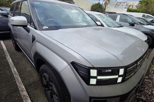 2026 Hyundai Santa Fe MX5.V2 Hybrid SUV Image 3