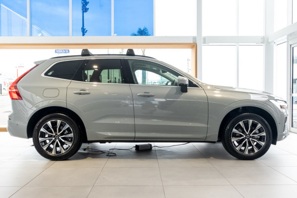 2025 Volvo XC60 UZ Plus B5 SUV Image 3