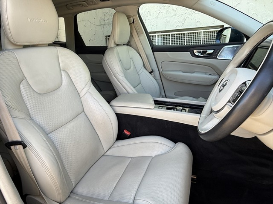 2020 Volvo XC60 UZ D4 Inscription SUV Image 14