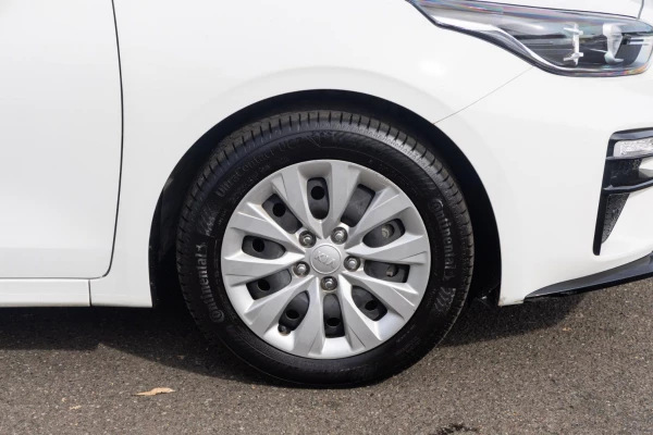 2019 MY20 Kia Cerato BD S Sedan Image 21