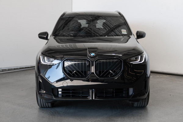 2026 BMW X3 G45 30e xDrive SUV image 4