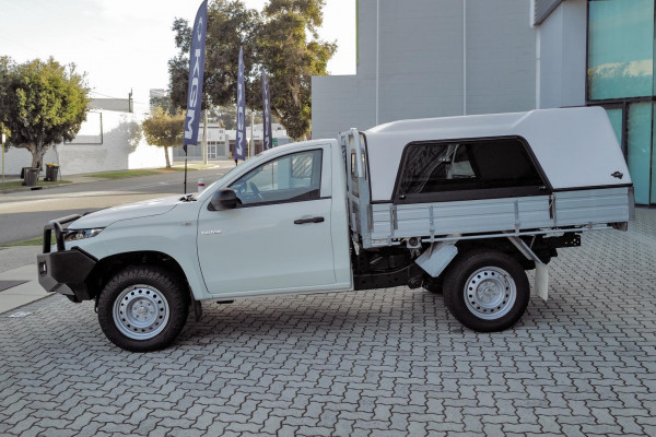2022 MY22.5 Mitsubishi Triton MR GLX Cab Chassis Image 4