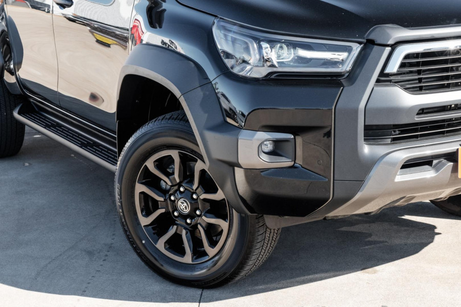 2025 Toyota HiLux GUN126R Rogue 48V Ute Image 6