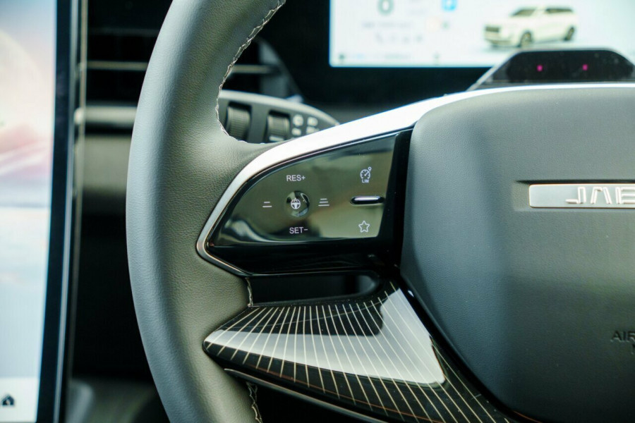 2026 Jaecoo J5 No Series Summit SUV Image 11