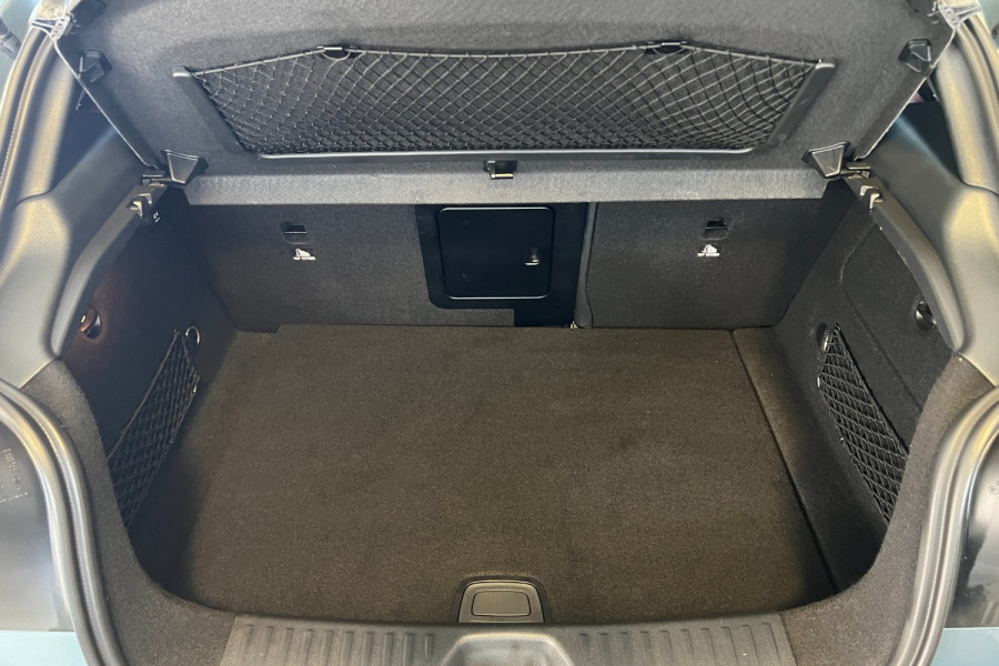 2013 Mercedes-Benz A-Class W176 A250 Hatch Image 16