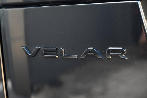 2026 MY26.5 Land Rover Range Rover Velar L560 P250 Dynamic SE SUV image 10