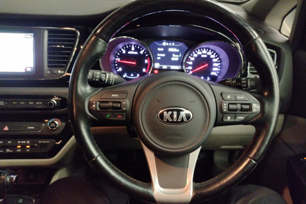 2015 MY16 Kia Carnival YP Platinum People Mover
