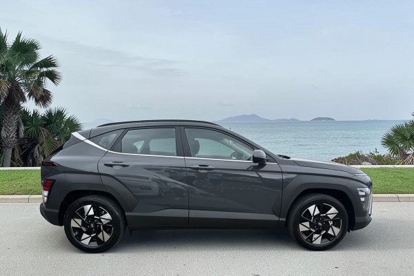 2027 Hyundai KONA SX2.V3 Elite SUV Image 5