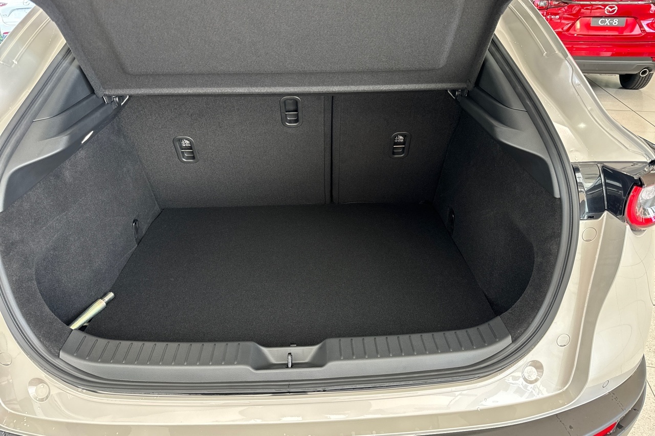 2025 MY24 Mazda CX-30 DM2W7A G20 Pure SUV Image 19