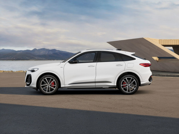 2025 Audi Q5 GU e-hybrid 270kW SUV image 3