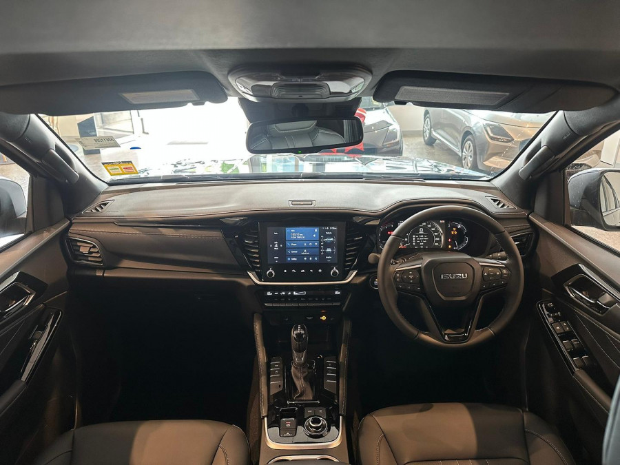 2025 MY25.5 Isuzu MU-X RJ LS-T SUV Image 24