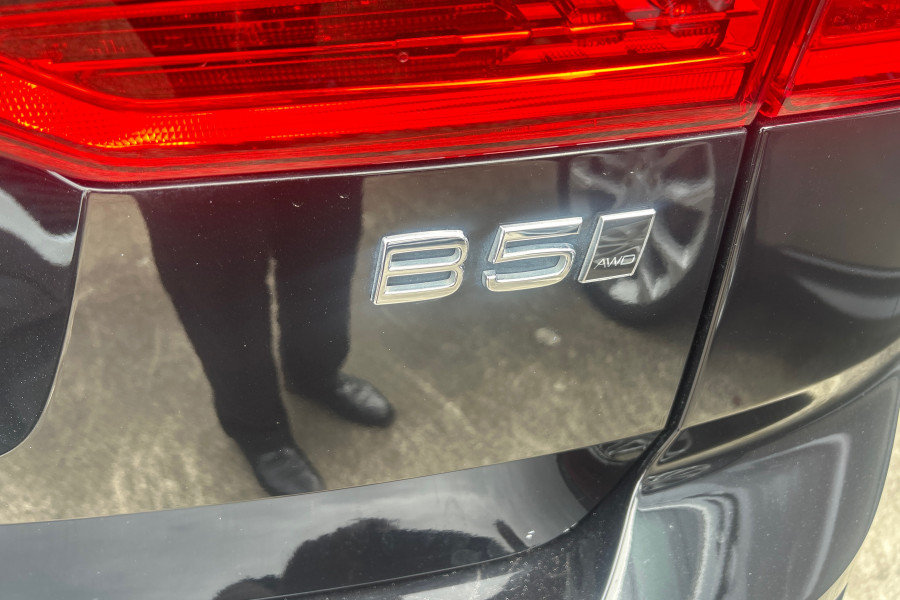 2021 MY22 Volvo XC60 UZ B5 Inscription SUV Image 23