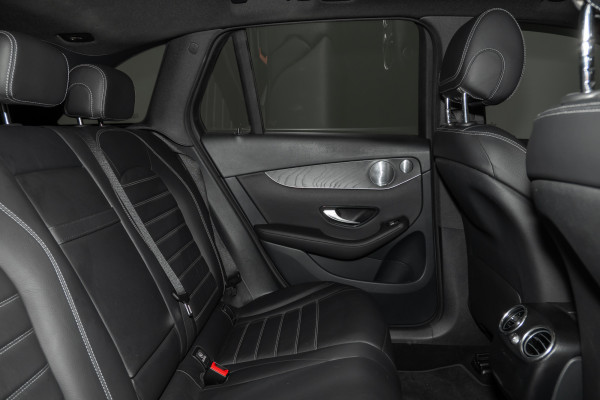 2019 Mercedes-Benz GLC-Class GLC300 SUV Image 3