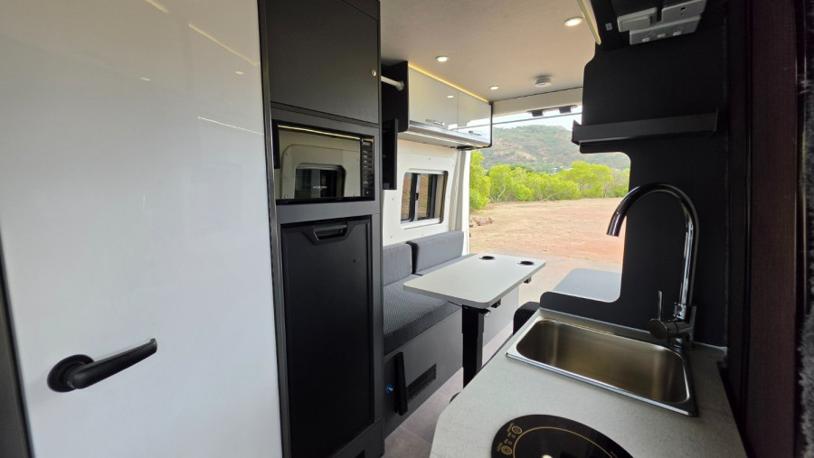 2026 LDV Deliver 9  Campervan Van Image 9