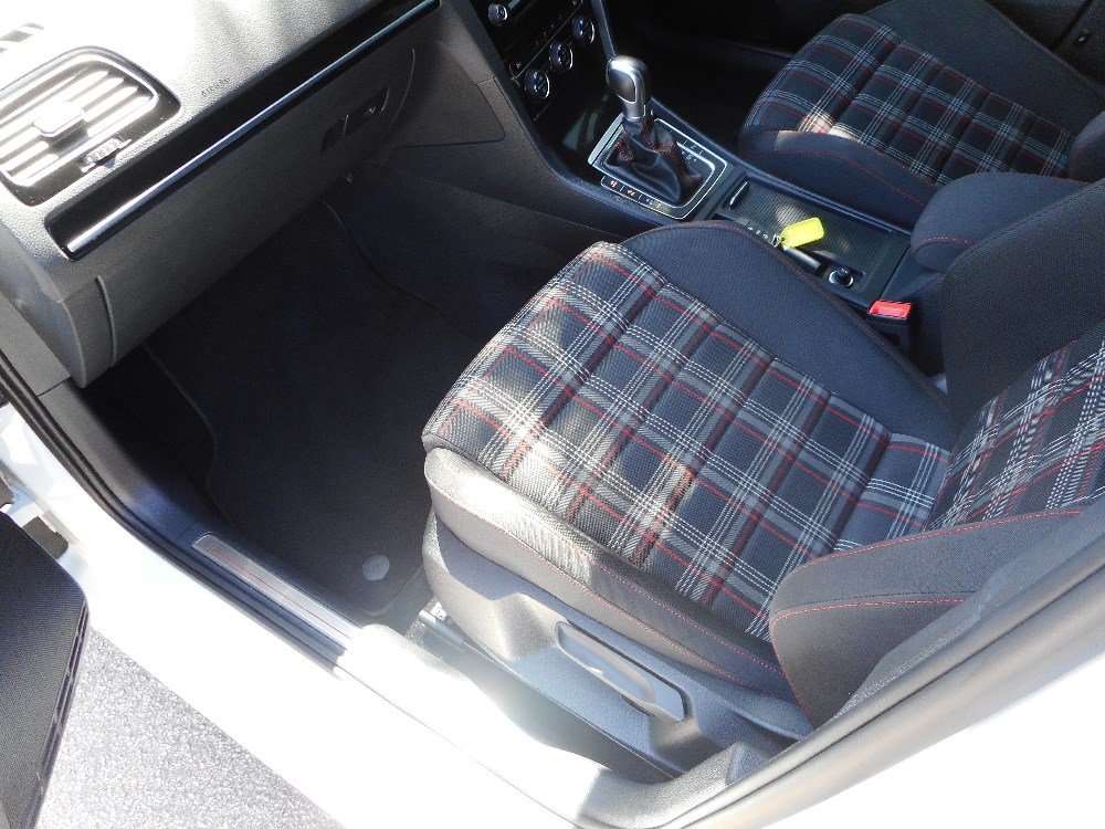 2015 Volkswagen Golf 7 GTI Hatch Image 13