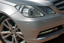 2011 MY12 Mercedes-Benz E350 A207 MY12 E350 BlueEFFICIENCY Convertible Image 2