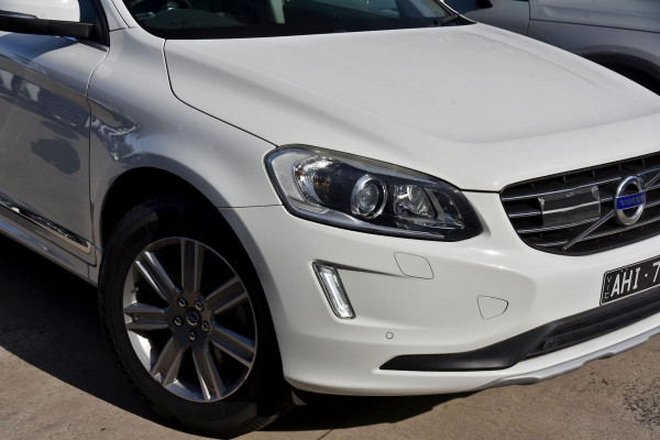 2015 MY16 Volvo XC60 UZ D4 Luxury SUV Image 2