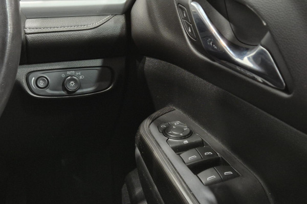 2018 MY19 Holden Acadia AC LT SUV Image 35