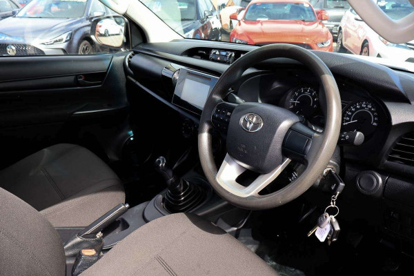 2018 Toyota HiLux TGN WorkMate Single Cab Chassis Image 11