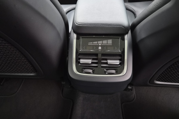 2018 Volvo XC60 UZ D4 Inscription SUV Image 10