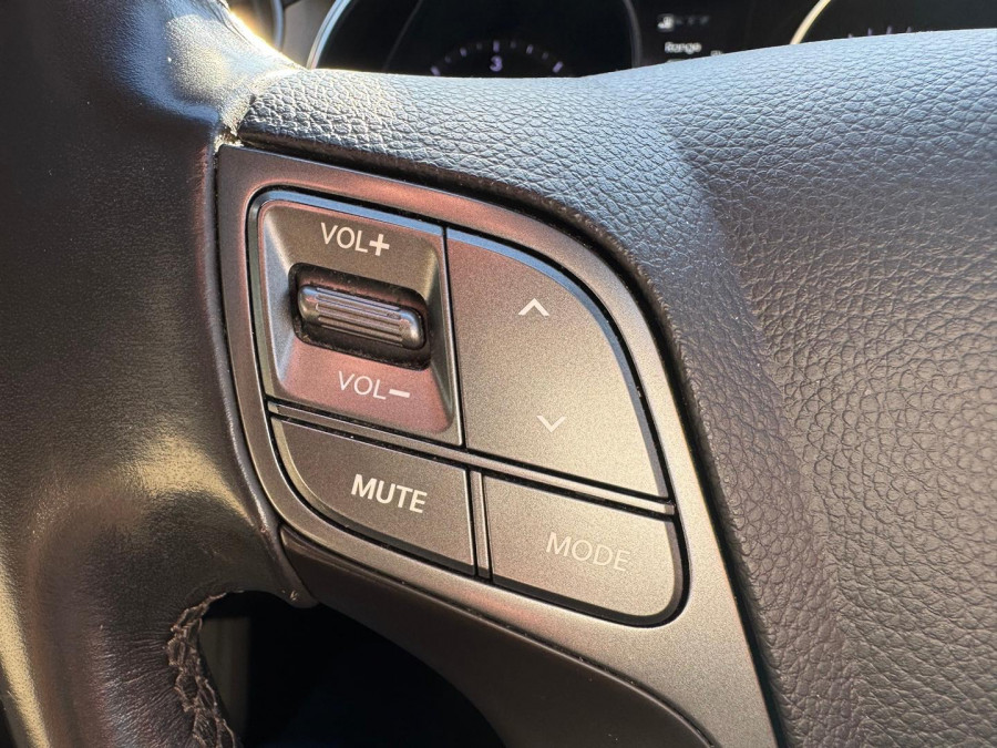 2015 Hyundai Santa Fe DM Highlander SUV Image 21