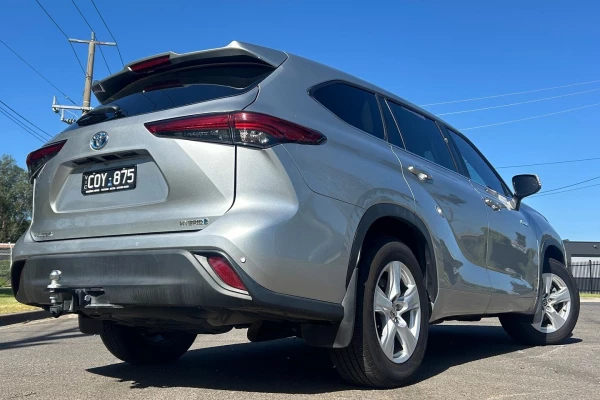 2023 Toyota Kluger TXUA75R (Petrol AWD) GX SUV Image 9