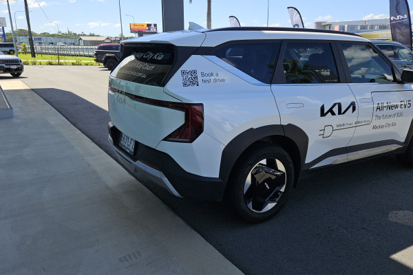2024 MY25 Kia EV5 OVc Air Long Range SUV Image 5