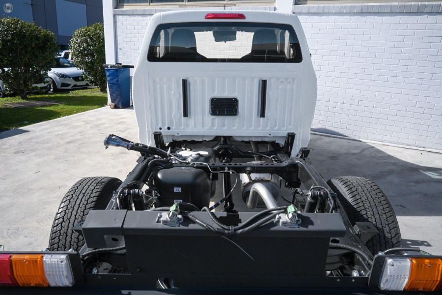 2024 Isuzu D-MAX RG SX High Ride Cab Chassis Image 9