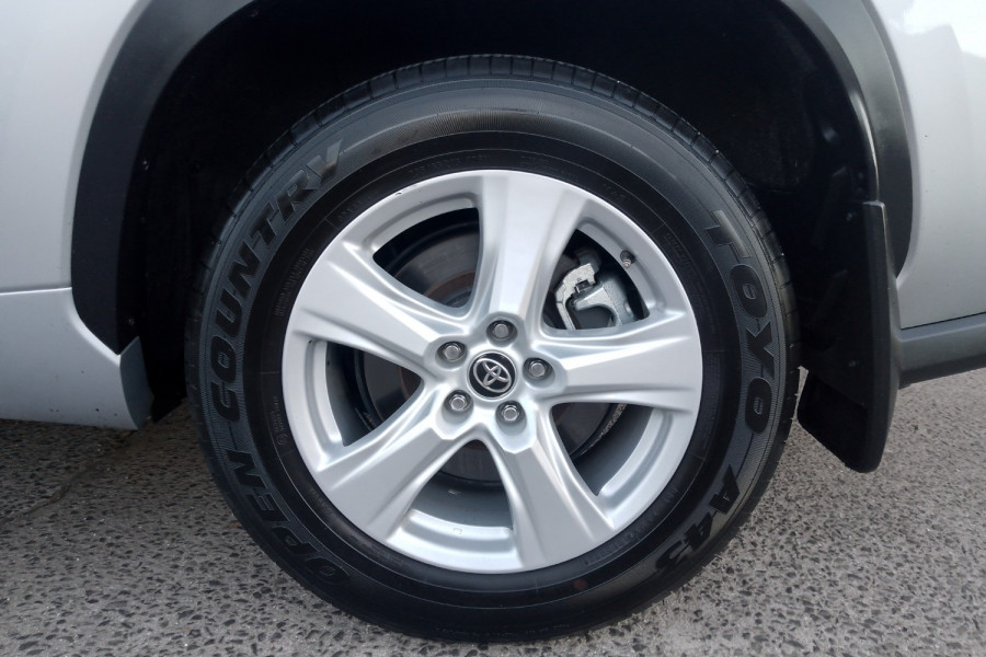 2023 Toyota Kluger TXUA70R (Petrol 2WD) GX SUV Image 11