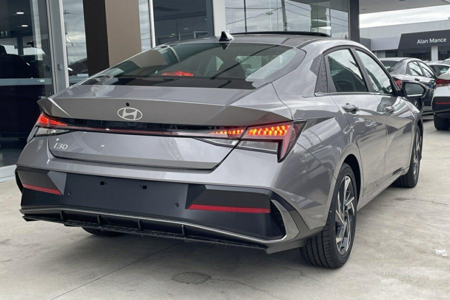 2024 Hyundai i30 CN7.V2 Premium Sedan Image 6