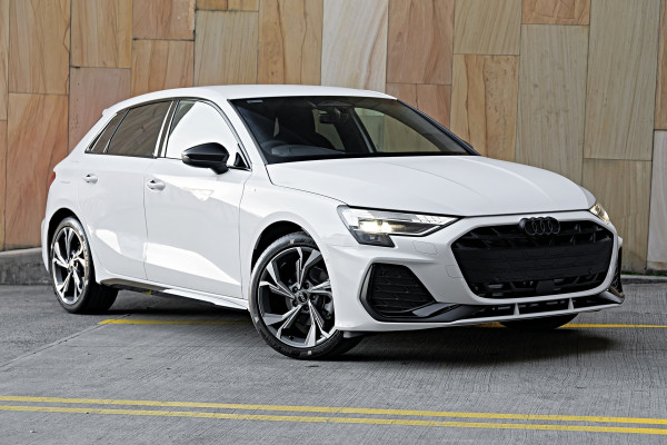 Audi A3 TFSI 110kW S line GY