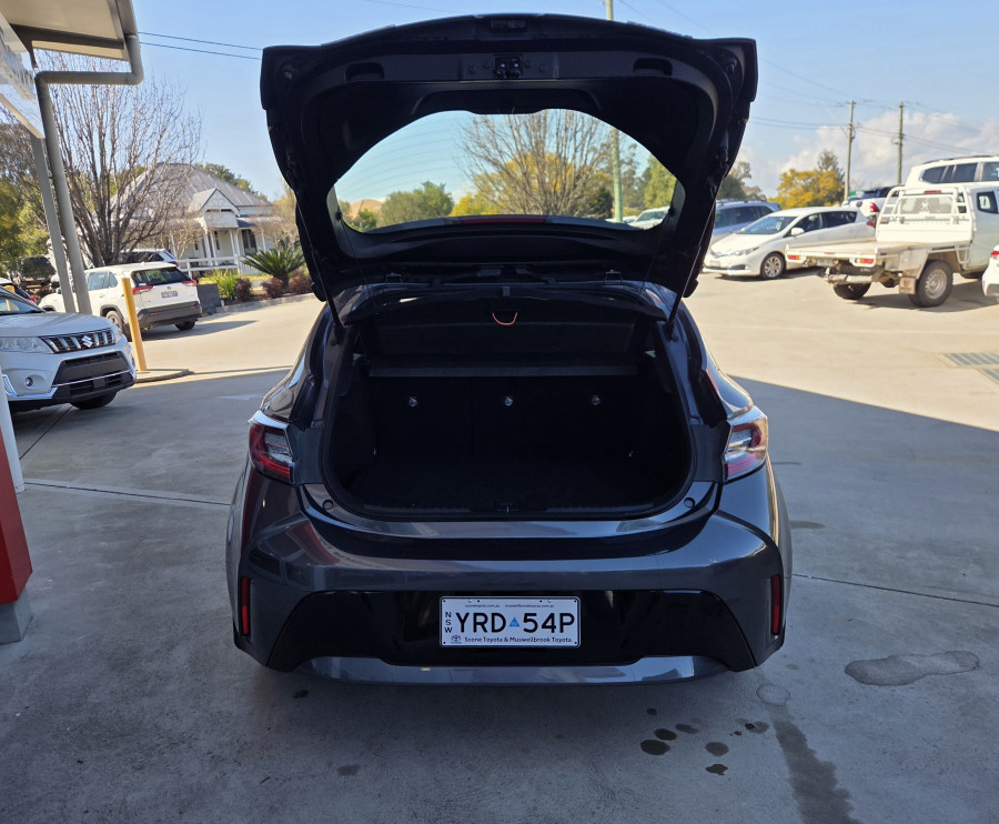 2022 Toyota Corolla ZWE219R  Ascent Sport Hybrid Hatch Image 10