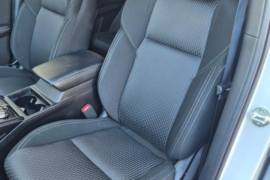 2021 MY22 Mitsubishi Outlander ZM ES SUV Image 14