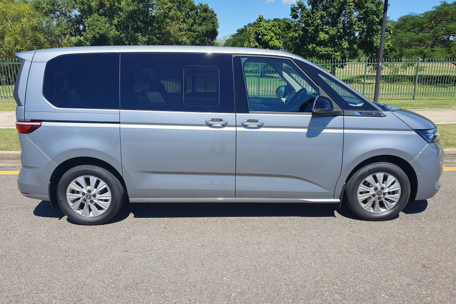 2025 Volkswagen Multivan  Life SWB People Mover Image 8