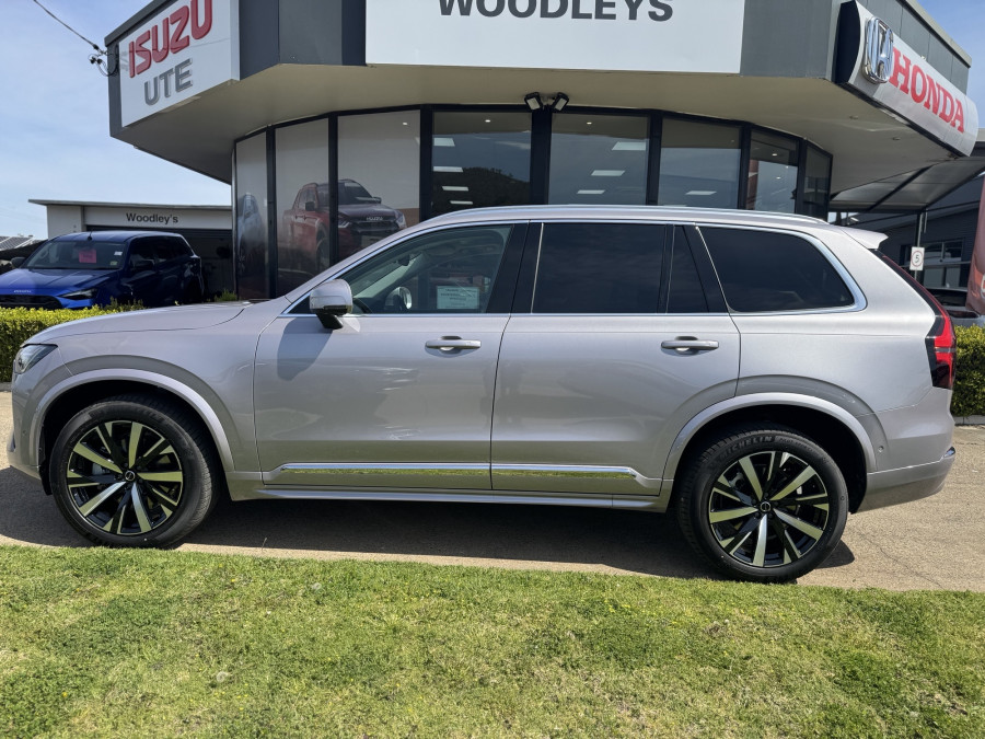 2025 MY26 Volvo XC90 L Series Plus B5 Bright SUV Image 7