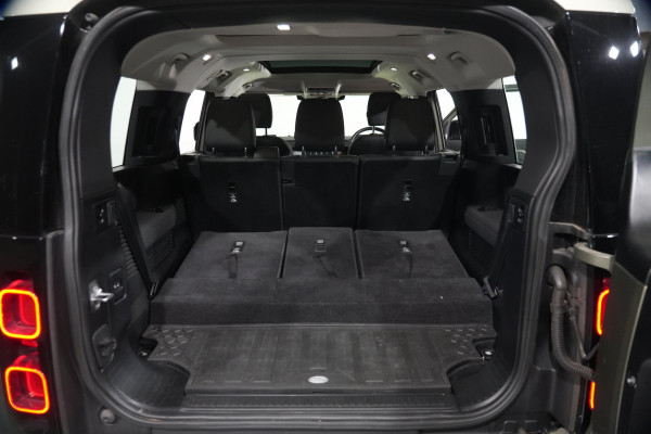 2023 Land Rover Defender L663 130 D300 SE SUV Image 33