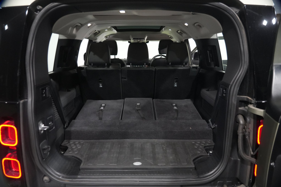 2023 Land Rover Defender L663 130 D300 SE SUV Image 33