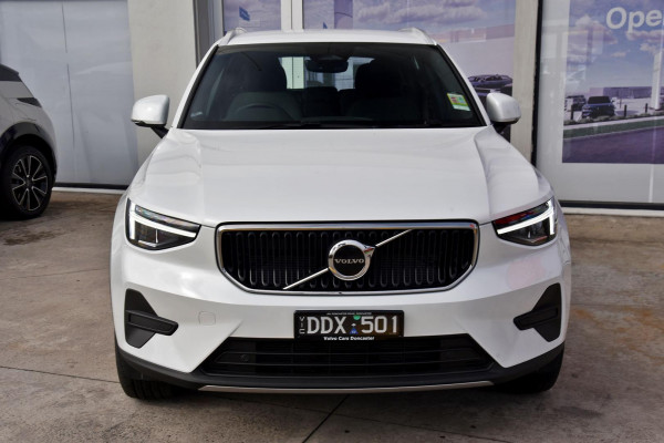 2024 MY25 Volvo XC40 XZ Plus B4 SUV Image 3